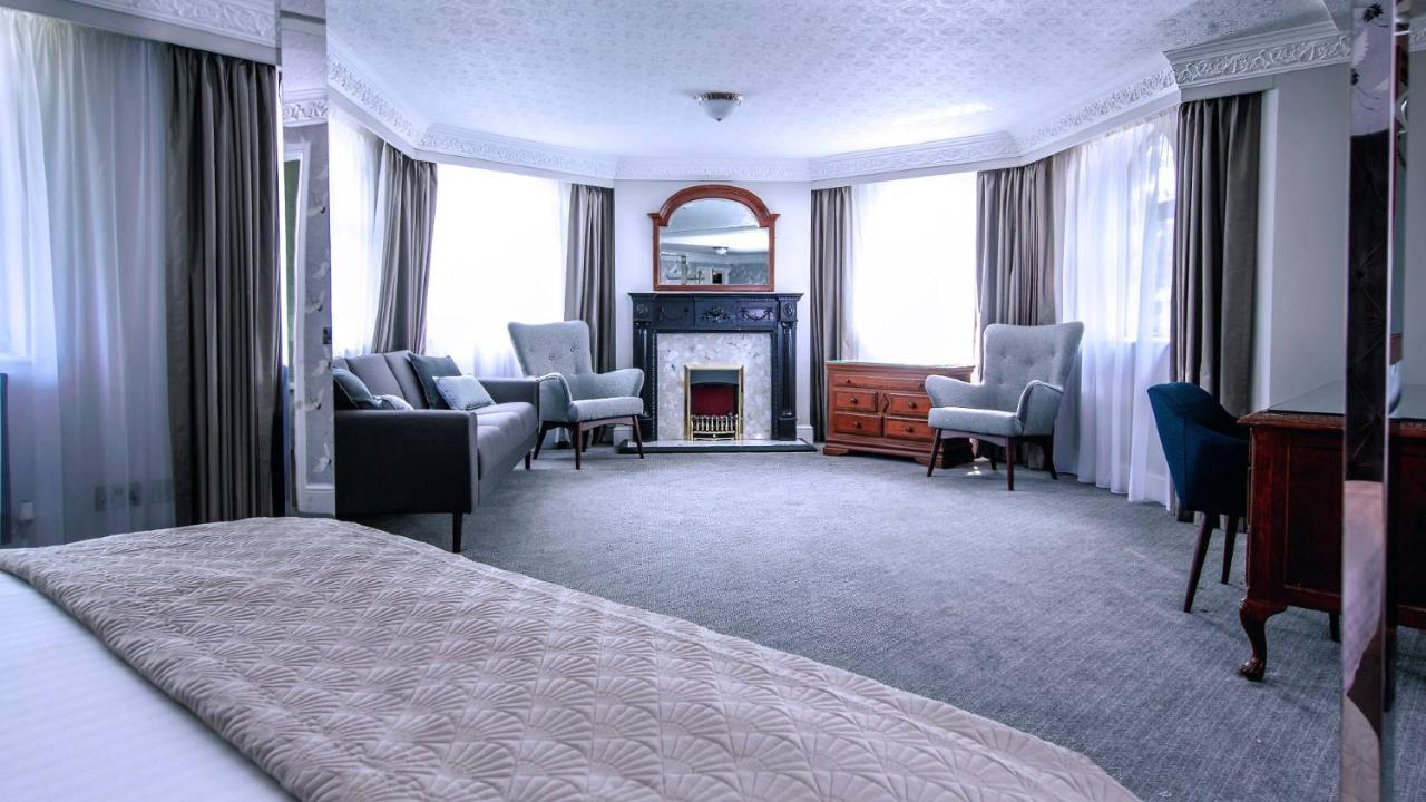 Bredbury Hall Hotel Stockport Extérieur photo