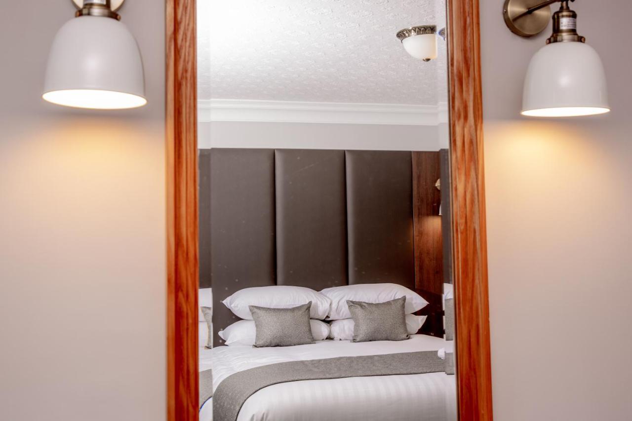 Bredbury Hall Hotel Stockport Extérieur photo